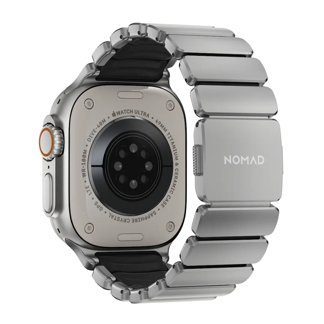 Apple Watch Ultra 49 mm 1st Gen – Stratos Armband – Natural Titanium / Black – Bra skick Nomad