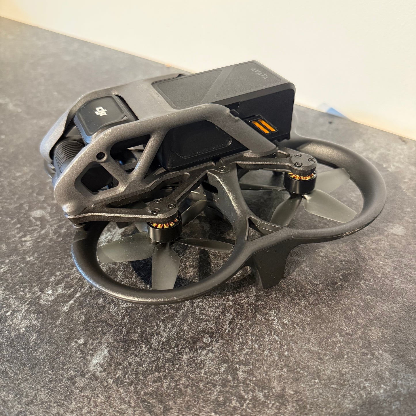 Dji Avata Explorer Combo + Goggles Integra & RC Motion 2