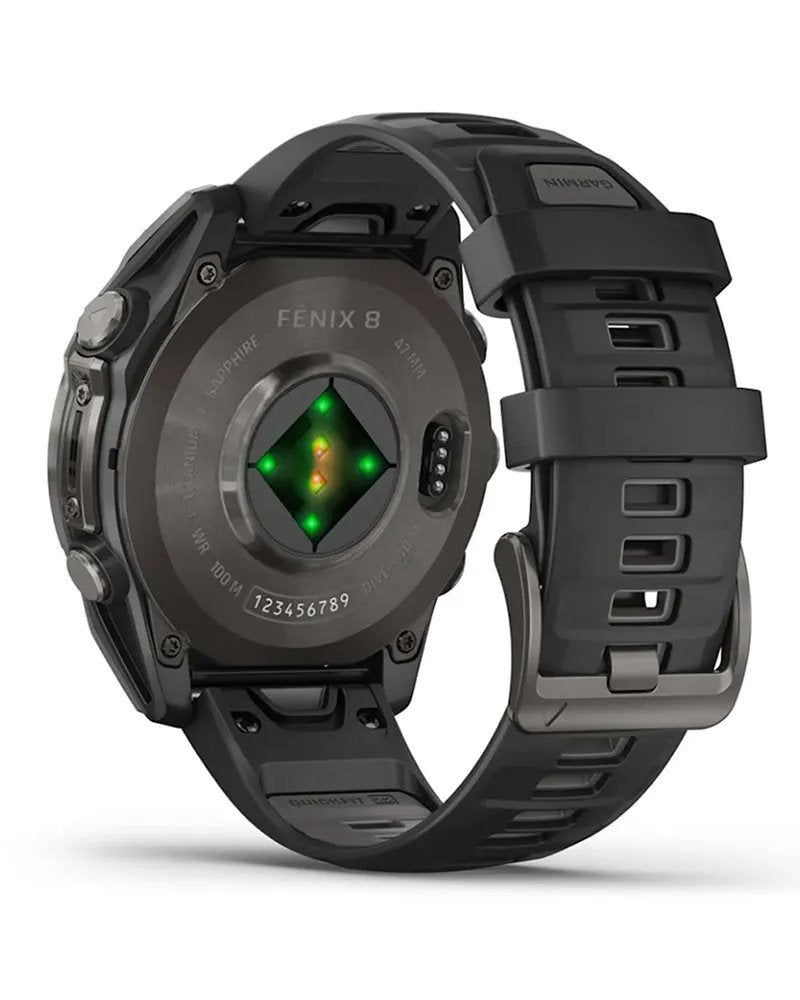 Garmin fenix 8 – 47 mm AMOLED Sapphire - Carbon Gray DLC Titanium - Black/Pebble Gray Silicone